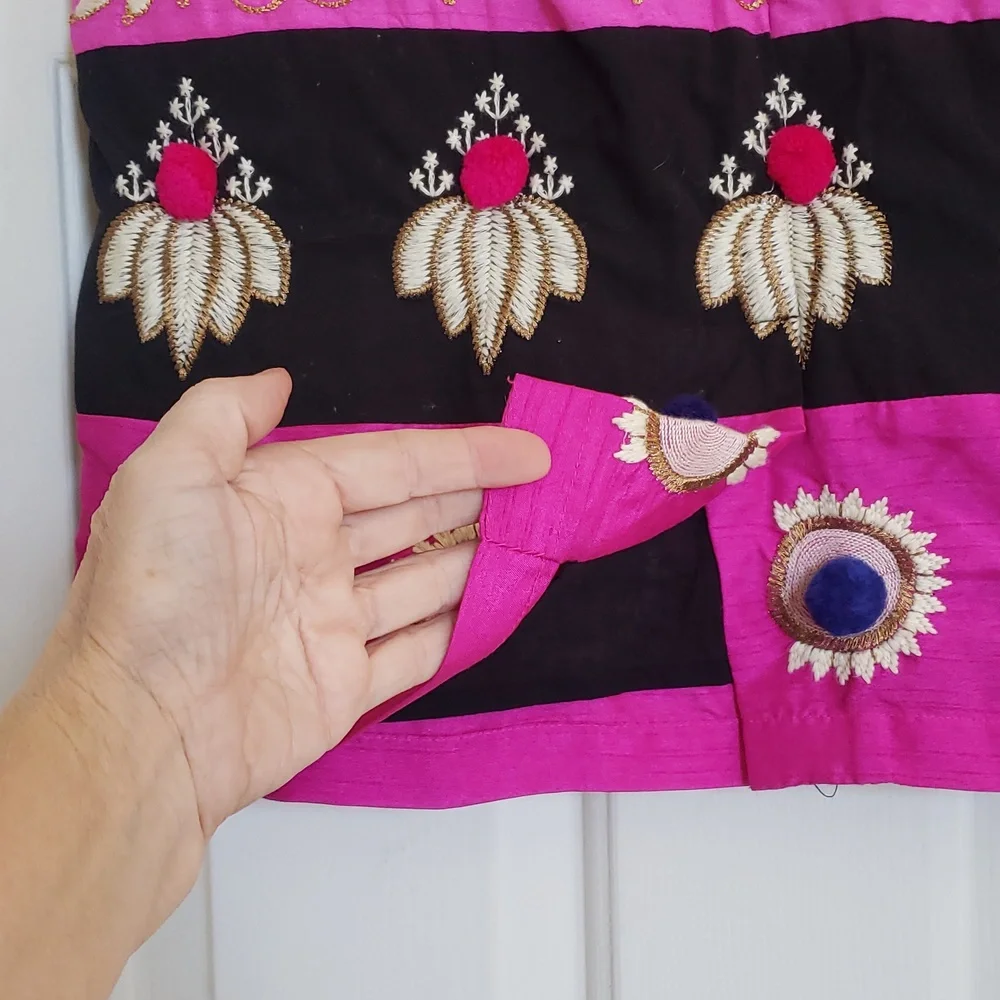 Anthropologie Leifsdottir Catrina Embroidered Pom Pom Eyelet Skirt Pink Black 10